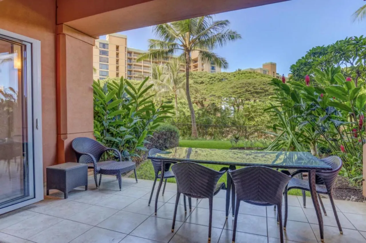 Ground Floor Direct Access With Private Outdoor Yard Space Luxury Resort Condo Lahaina